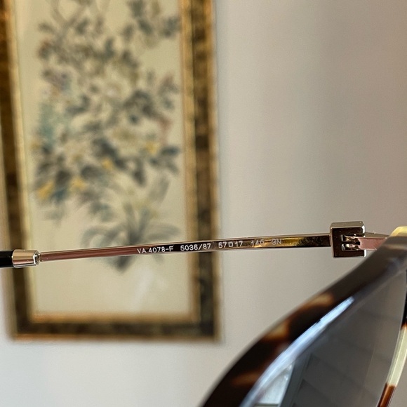 VALENTINO NWT $432 VA4078-F 5036/87 TORTOISE/GOLD GREY SQUARE SUNGLASSES. 57mm - Picture 3 of 8